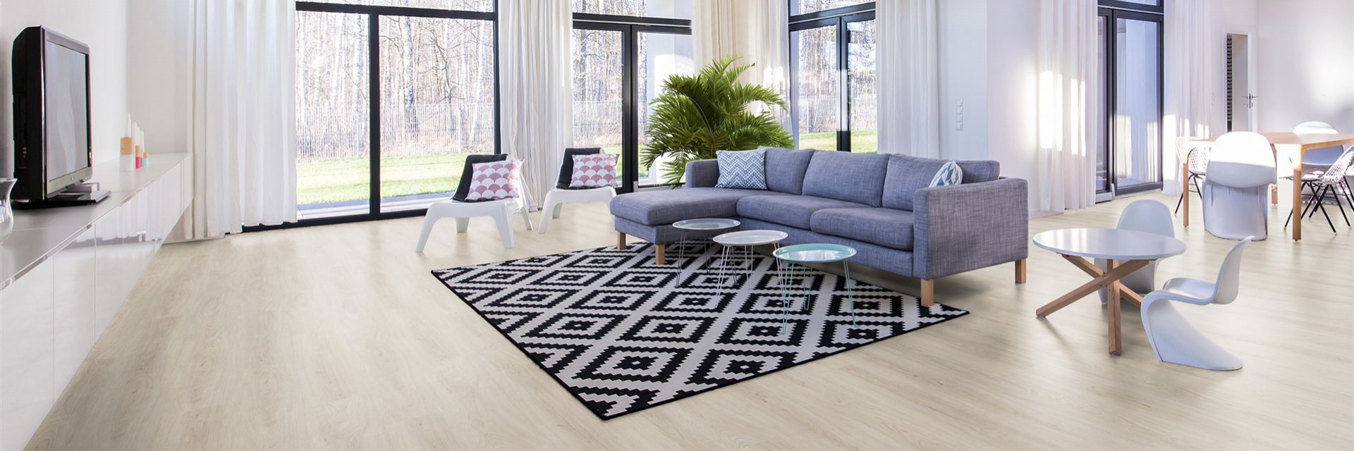 corpet_eltorro_vinylboden_ceracorFlex_Esche_Cardiz_sand_raumbild