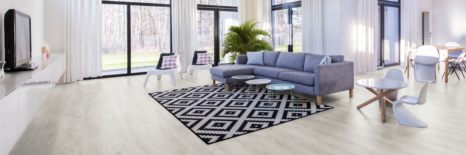 corpet_eltorro_vinylboden_pure_25_Toledoeiche_silbergrau_raumbild